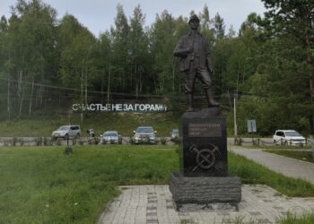 Просто памятник, не знаменитый, не раскрученный