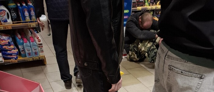 Вызов группы быстрого реагирования (ГБР) &ndash; рассказываю, что случилось в магазине - 01.05.26 15:05