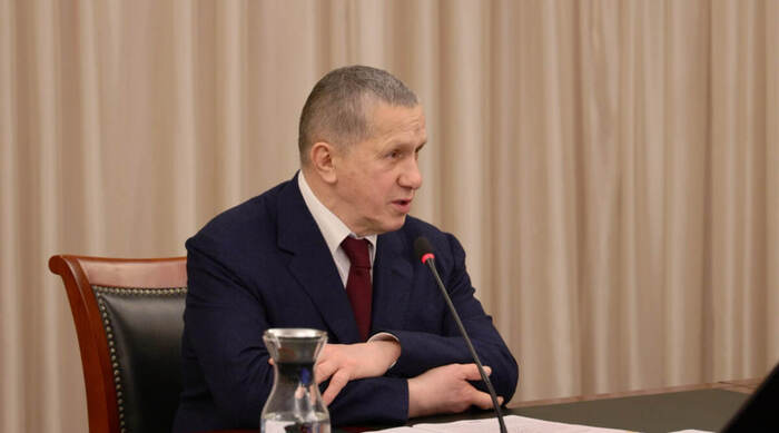 Все хорошо: и то что для жителей Камчатки власти создали 10 000 рабочих мест, и то что тунеядец - попрошайка Голубов в их число не попал - 29.01.26 07:34